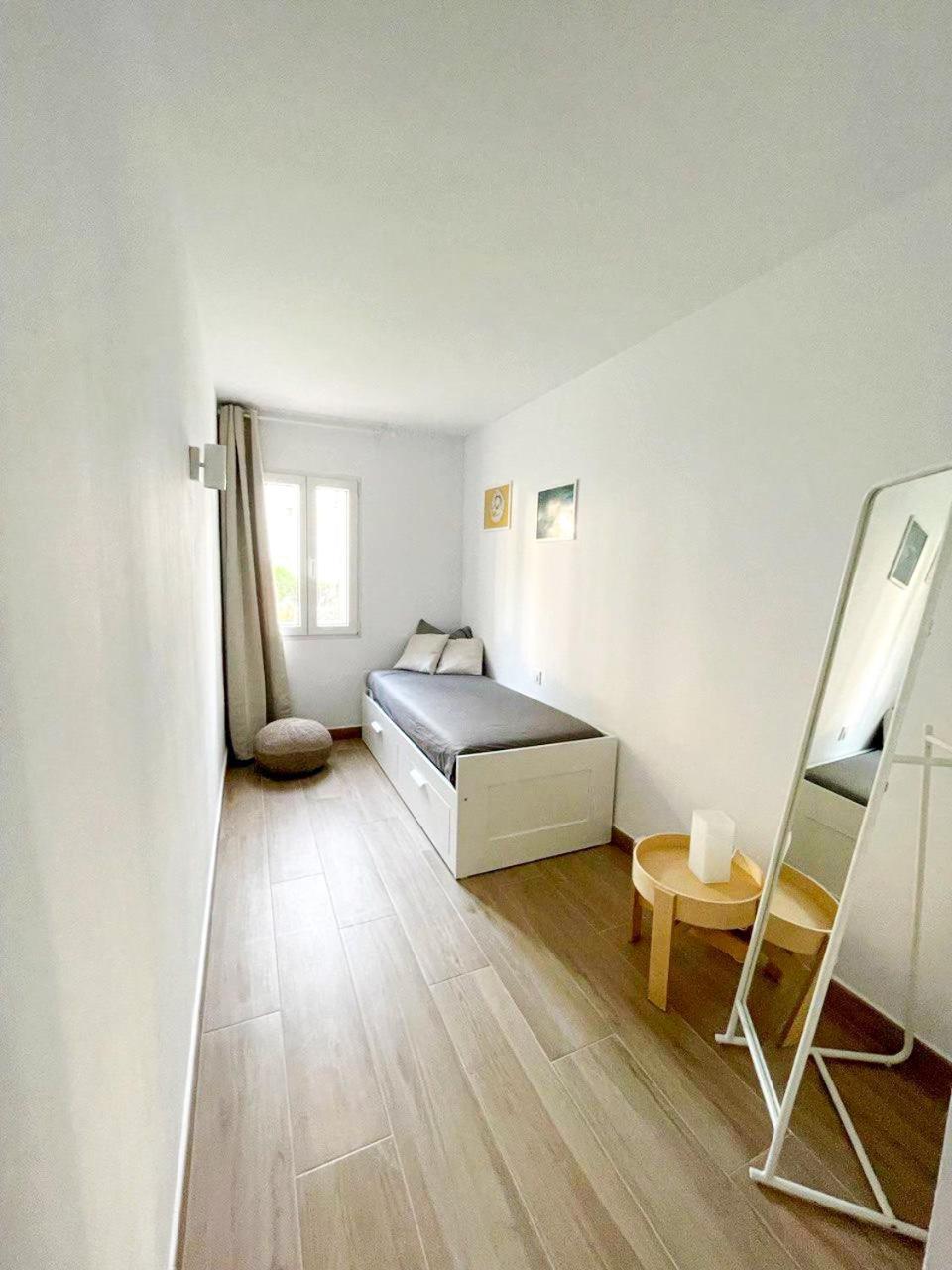 Appartement Lia Con Piscina En Port Addaia *