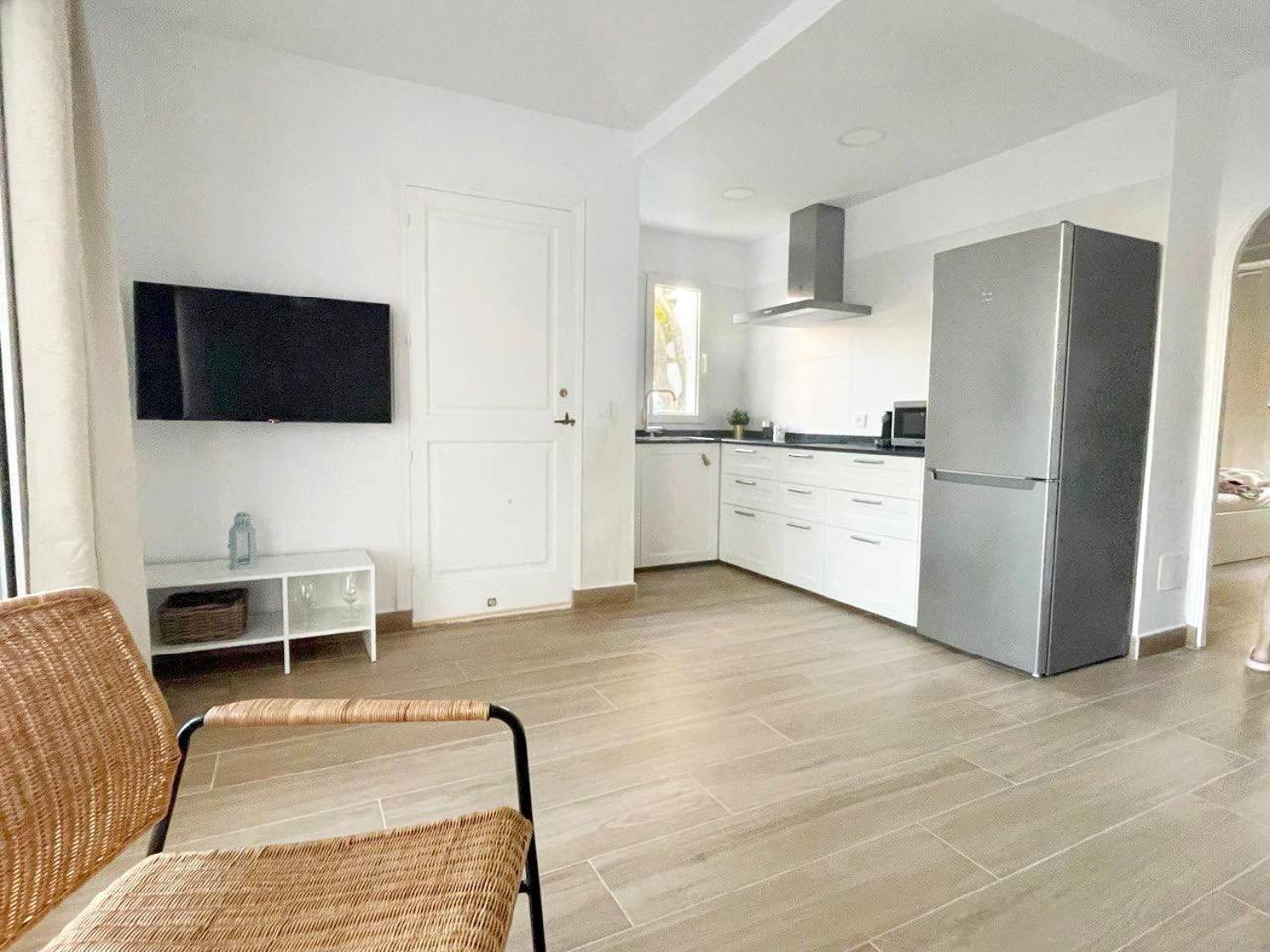 Apartment Lia Con Piscina En Port Addaia *